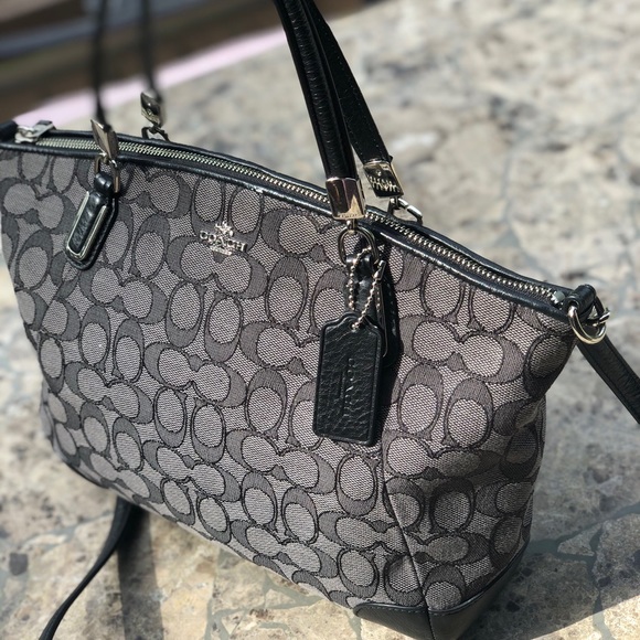 Coach Purse - Picture 2 of 3